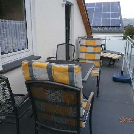 Fewo Moselblick Apartment แอนสท์ ภายนอก รูปภาพ