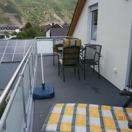 Fewo Moselblick Apartment แอนสท์ ภายนอก รูปภาพ